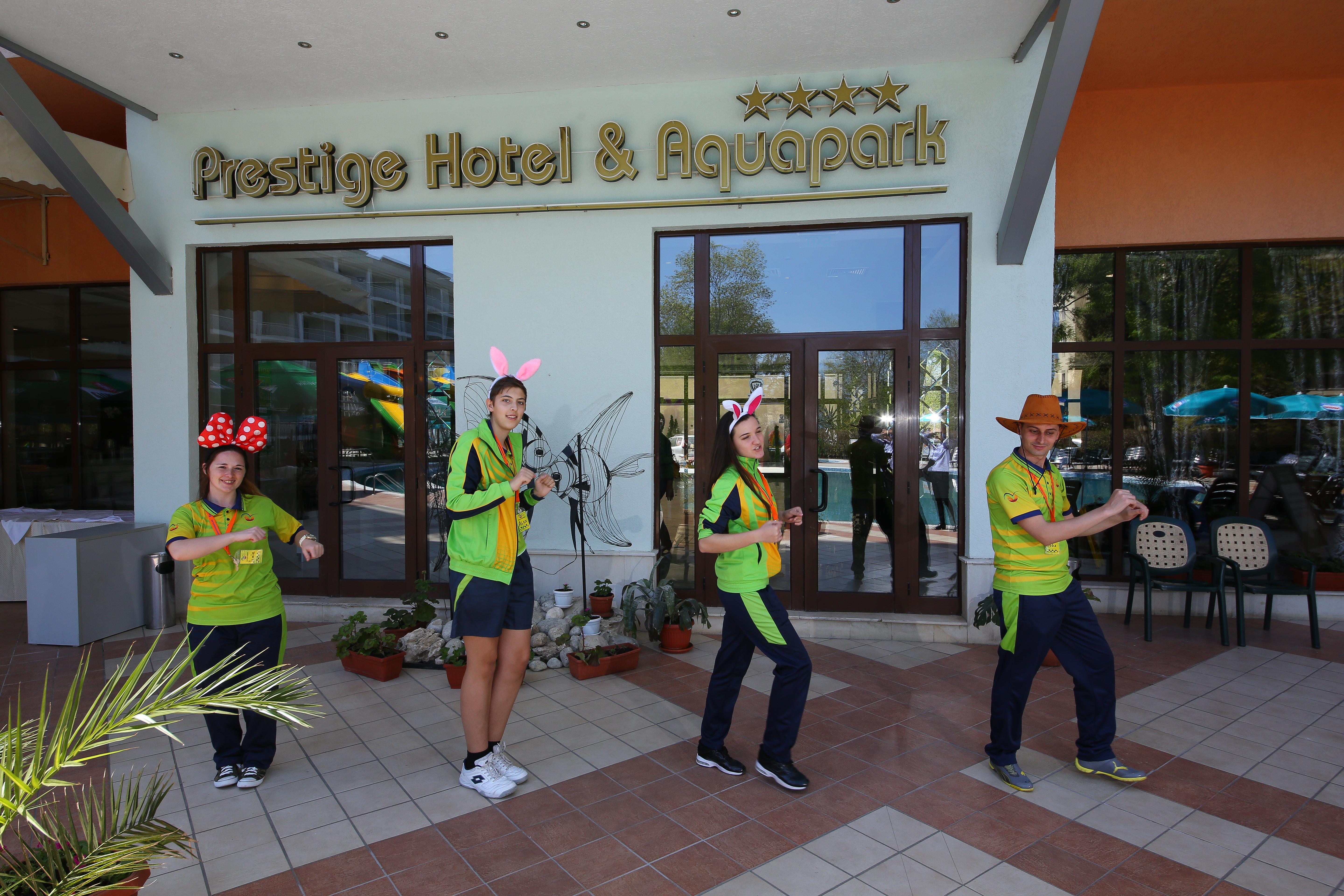 וארנה Prestige Hotel And Aquapark מראה חיצוני תמונה