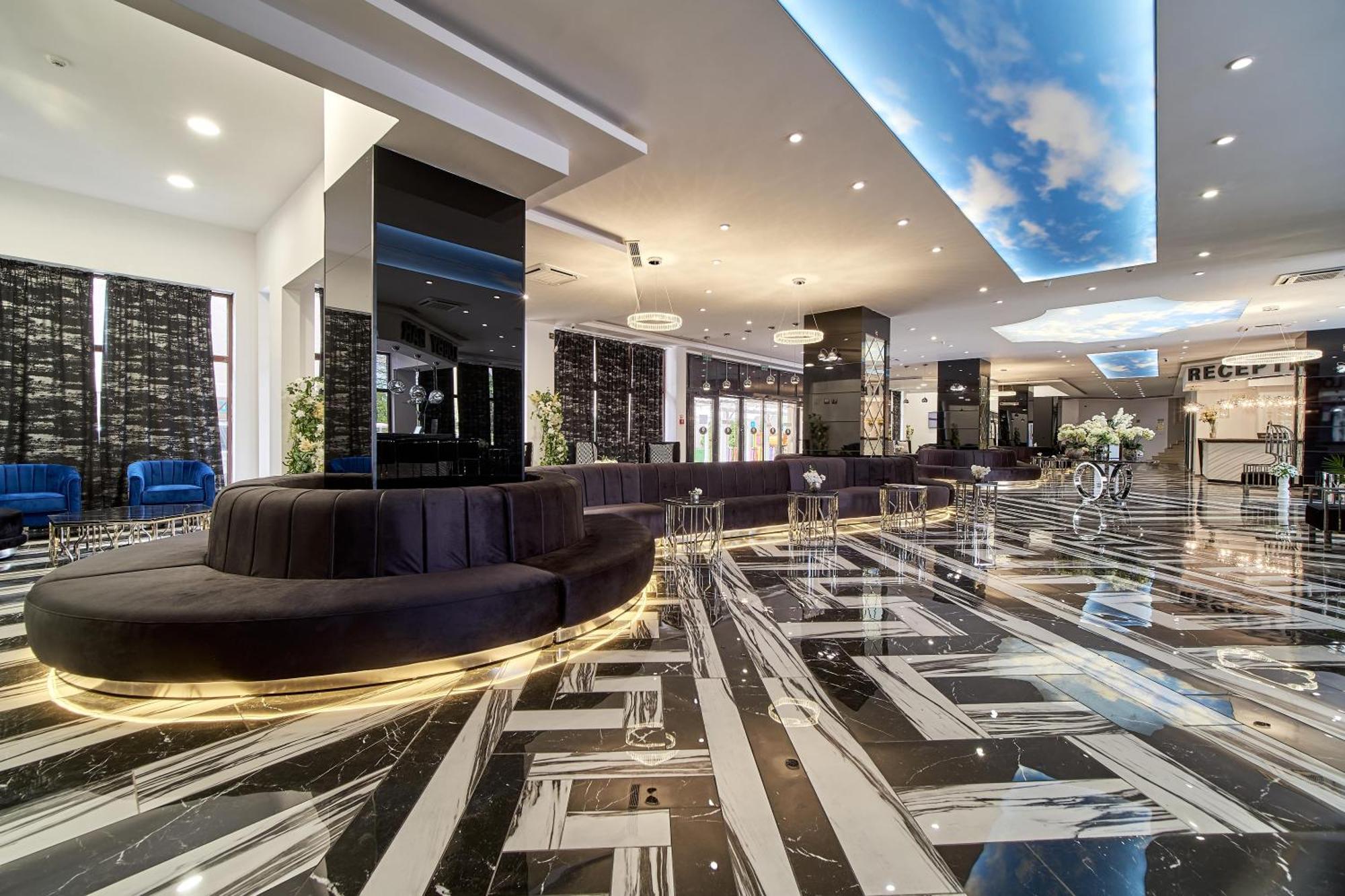 וארנה Prestige Hotel And Aquapark מראה חיצוני תמונה